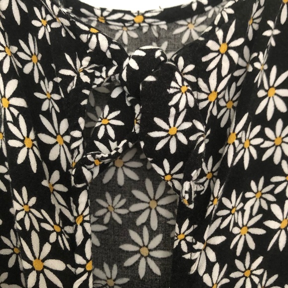 Daisy Print Top - Picture 5 of 5